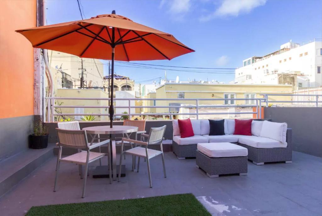 315 Recinto Sur Old San Juan - 