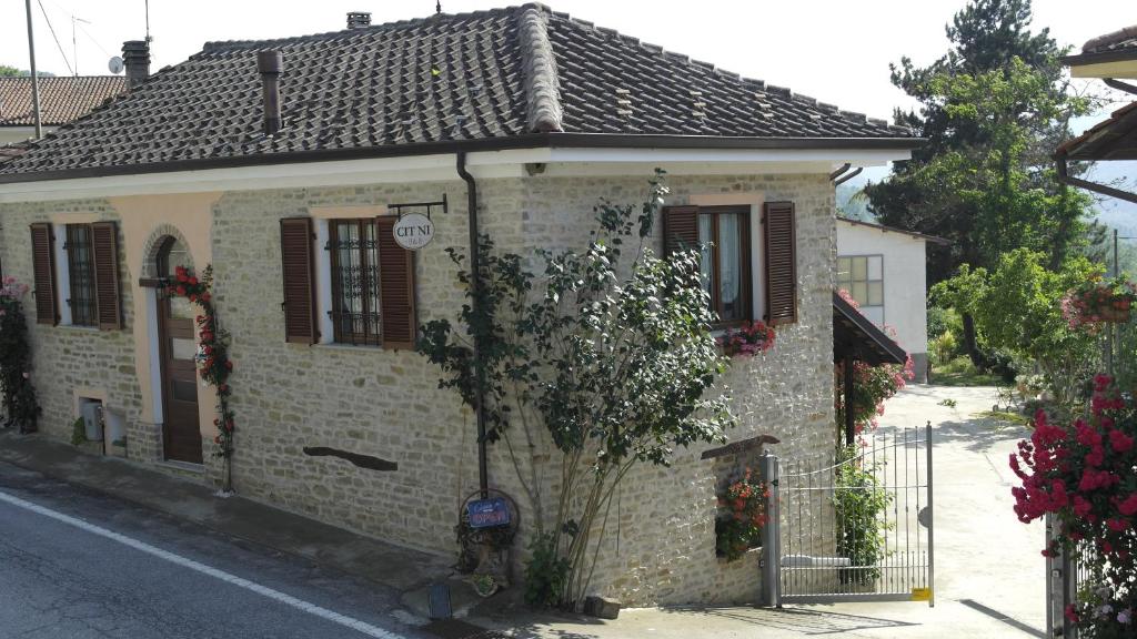 The building in which a panziókat is located