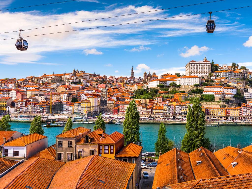 Oporto Bernardes Studios - Heroísmo - 5