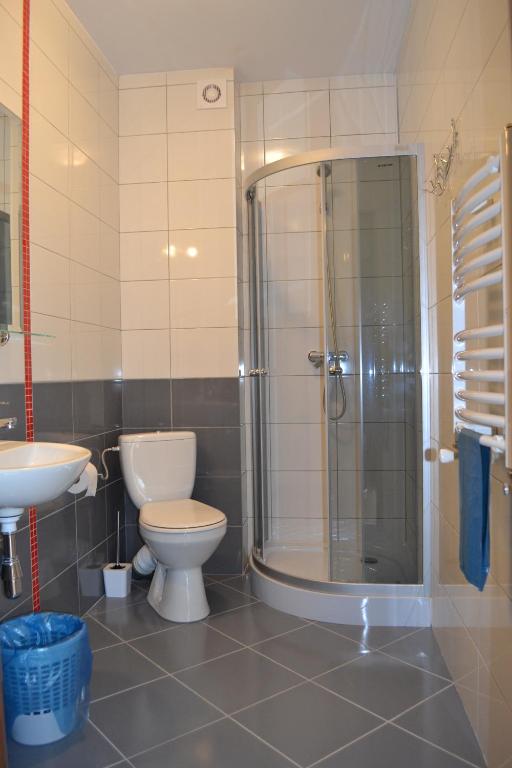 Dom Jastrzębia z basenem i jacuzzi - 3