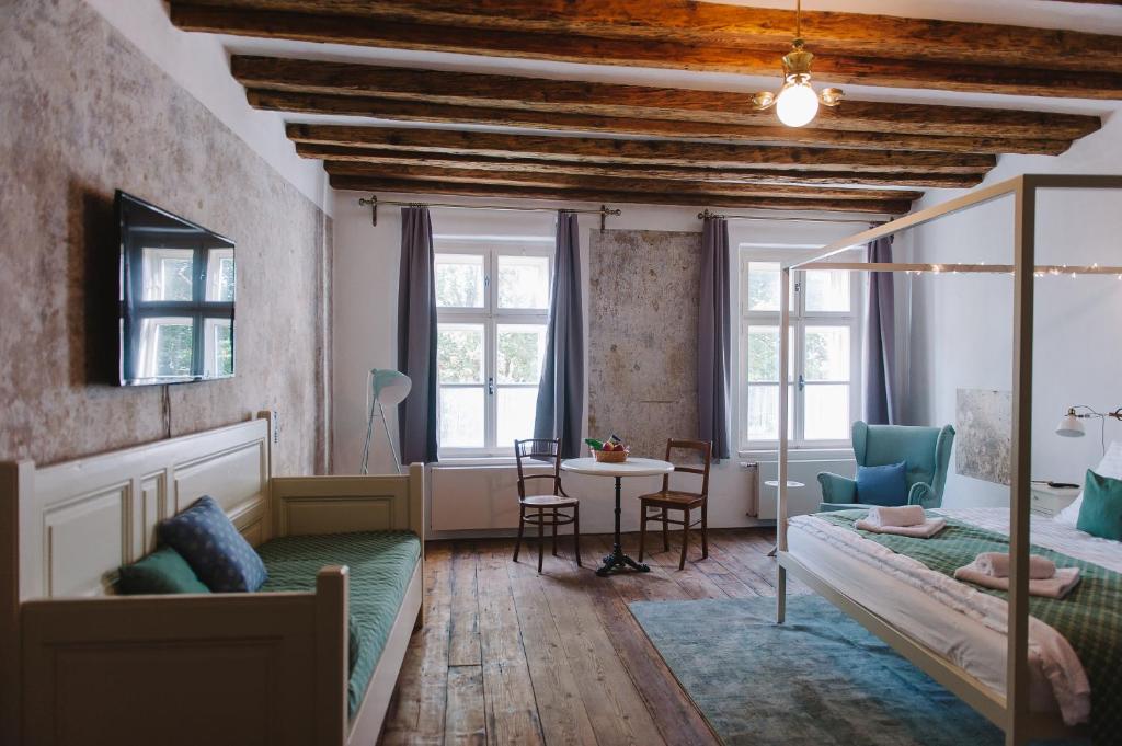 Miss Sophie's Olomouc - Boutique Hotel - Resim 5