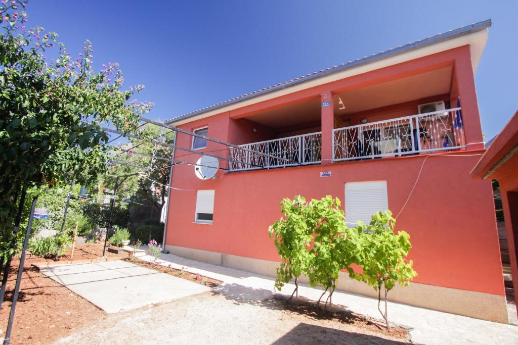 Budova, kde se apartmán nachází