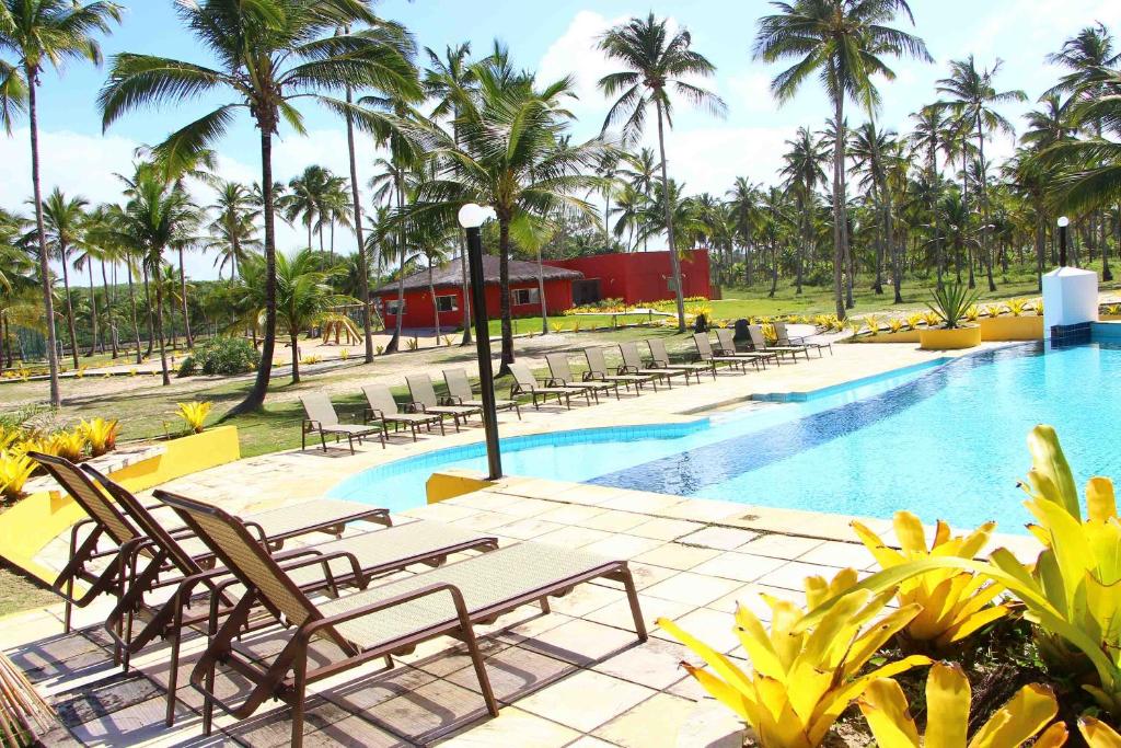 Bazén v ubytování Makaira Beach Resort nebo v jeho okolí