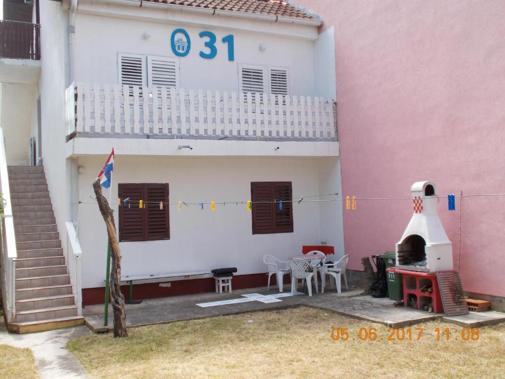 Budova, kde se apartmán nachází