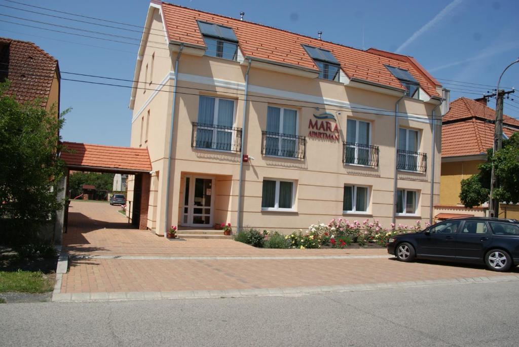 Budova, kde se apartmán nachází