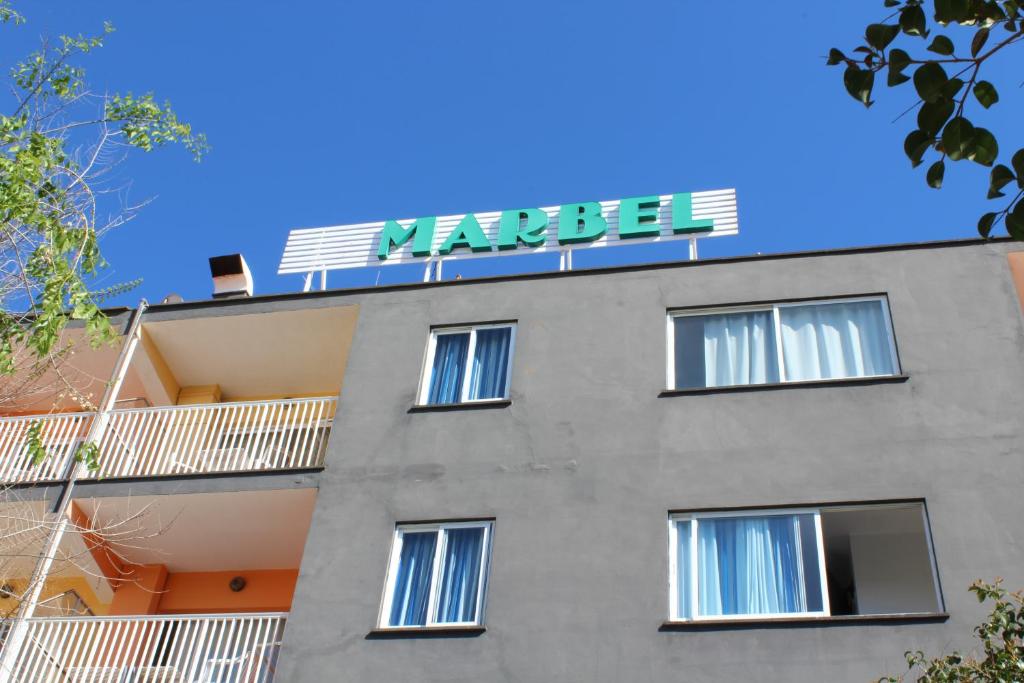 Budova, v ktorej sa hotel nachádza