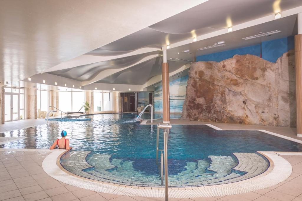 Bazén v ubytování Redcastle Hotel nebo v jeho okolí
