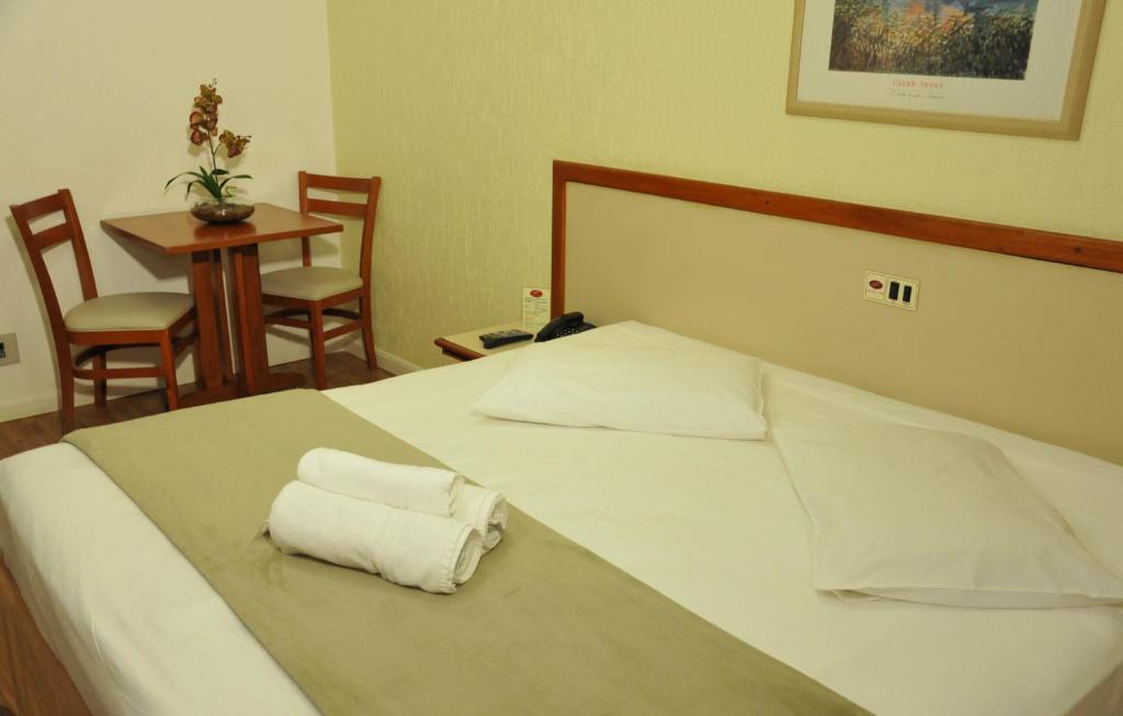  Inter Plaza Hotel