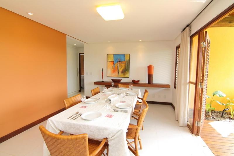  Apartamento 3 suites 150m - Condo Bromelias