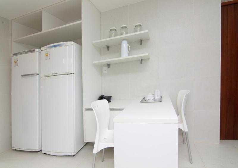  Apartamento 3 suites 150m - Condo Bromelias