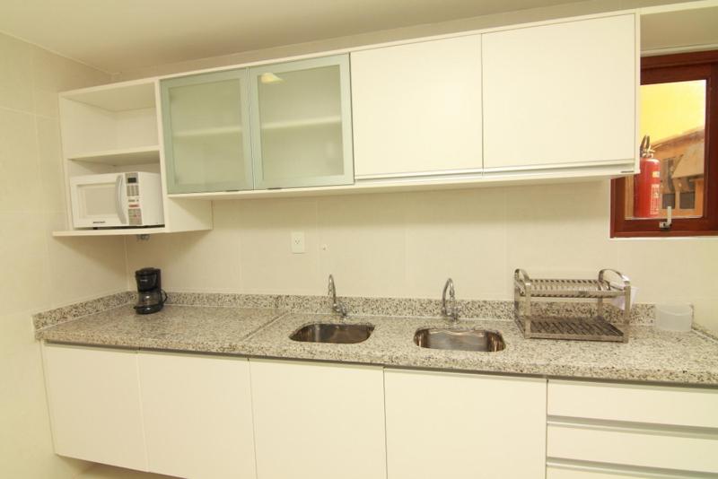  Apartamento 3 suites 150m - Condo Bromelias