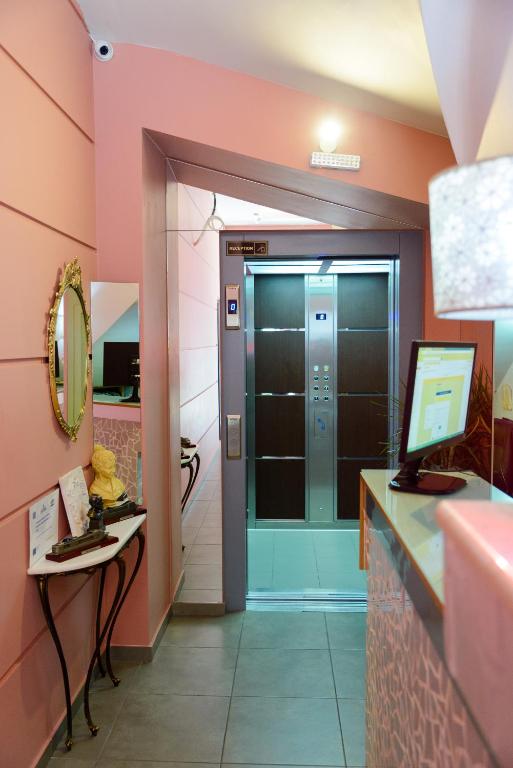 Φωτογραφία από το άλμπουμ του LUX Hotel στον Πειραιά