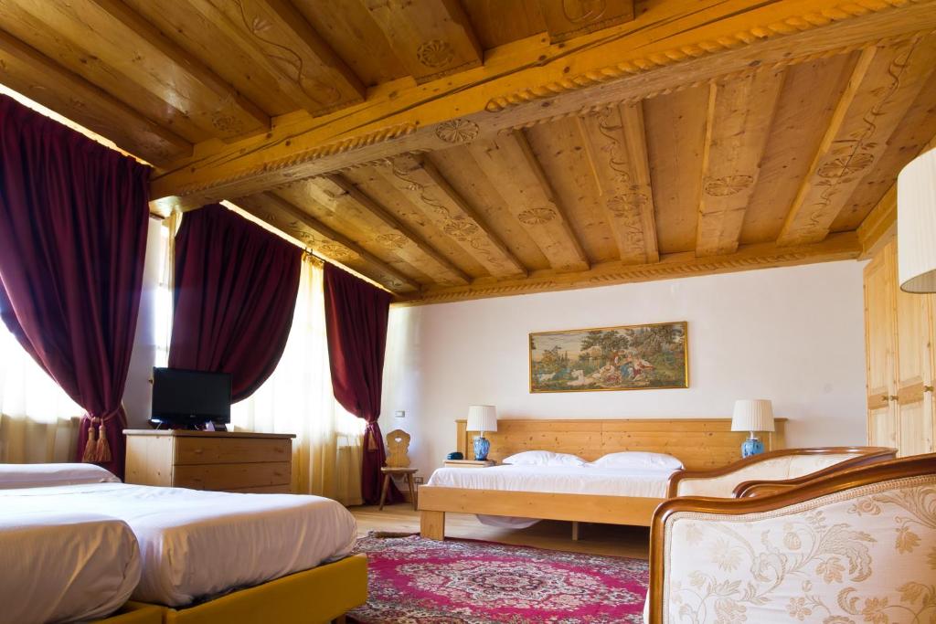 Postel nebo postele na pokoji v ubytování Hotel Edelhof