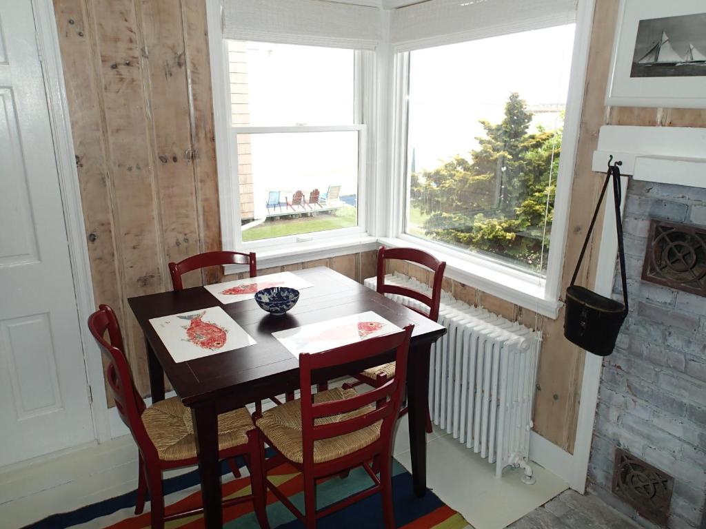 The Masthead Resort - Two-Bedroom Suite Second Level With Sea View