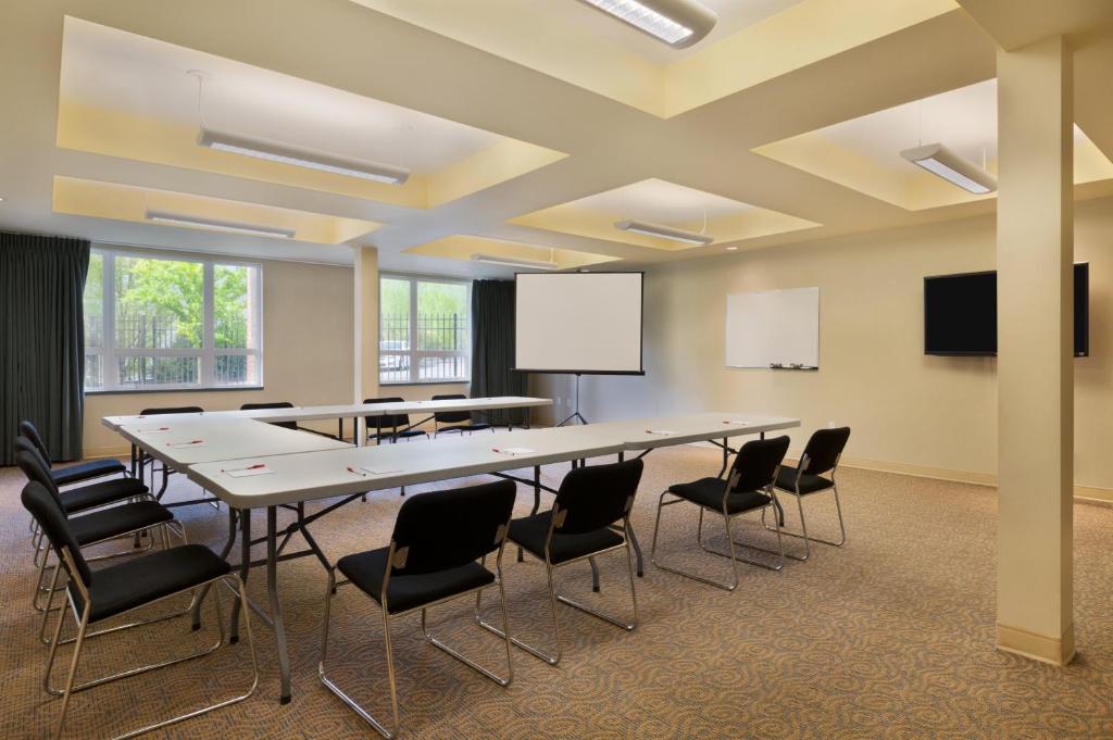 Konferenční prostory v ubytování Ramada by Wyndham Nanaimo