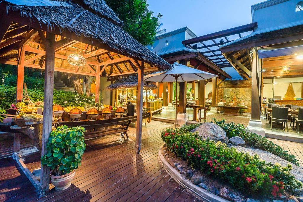 Restaurace v ubytování Muang Samui Spa Resort - SHA Extra Plus