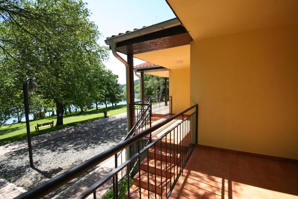 Balkón nebo terasa v ubytování Resort Beach Nová Živohošť