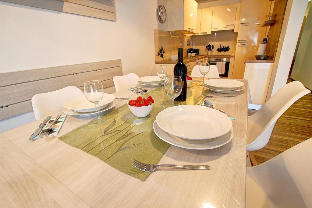 Kuchyň nebo kuchyňský kout v ubytování Apartment Vita near Terme Paradiso
