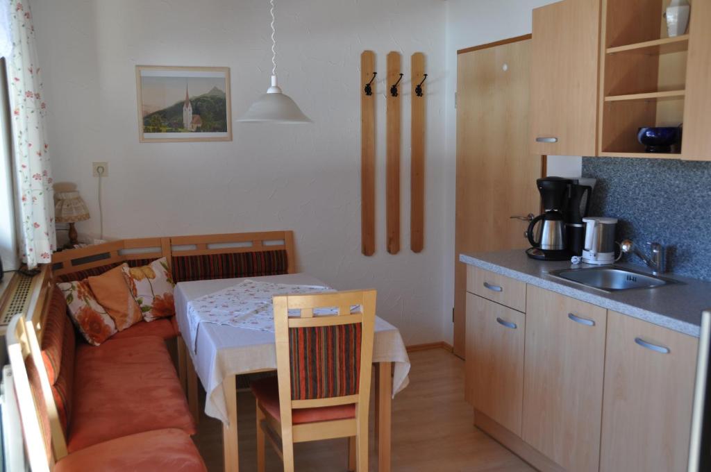 Kuchyň nebo kuchyňský kout v ubytování Haus Taumberger