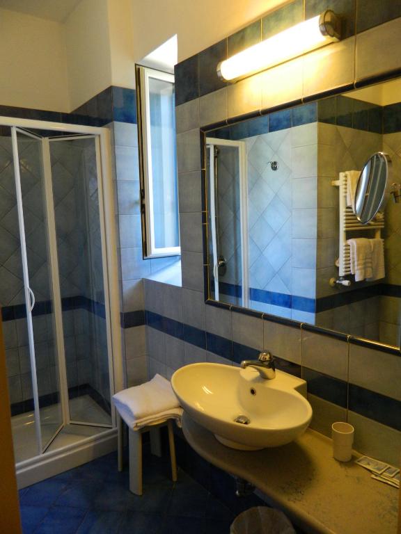 Koupelna v ubytování Hotel Villa Hermosa