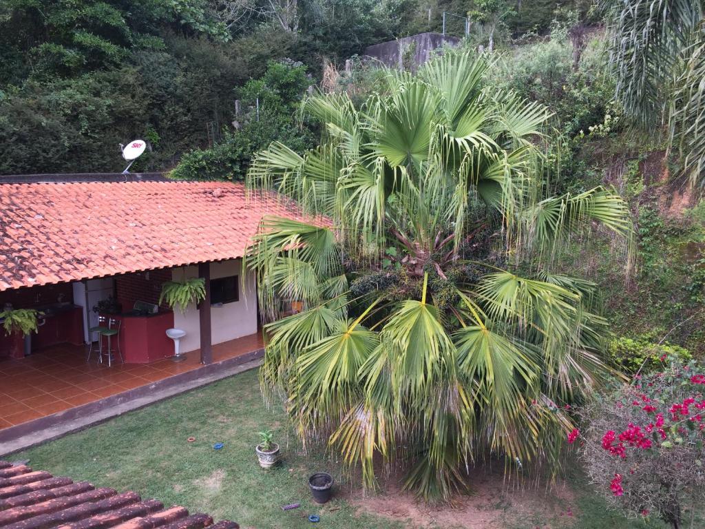 Κήπος έξω από το Cama e Café Hospedagem do Bosque