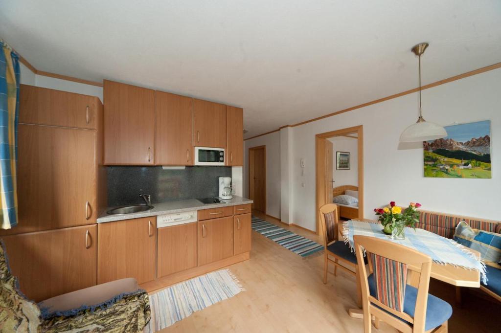 Kuchyň nebo kuchyňský kout v ubytování Haus Taumberger