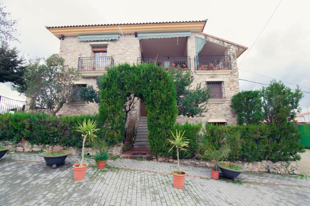 Gallery image of Apartamentos de Astroturismo la Cañada in Torrejón el Rubio