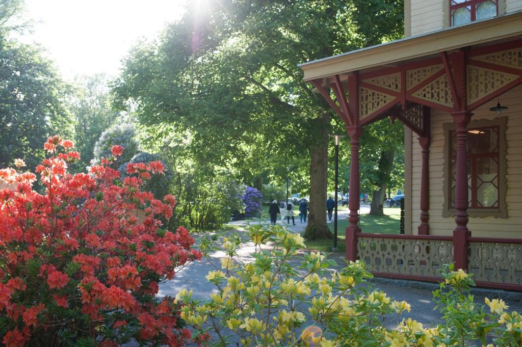 Zahrada ubytování Ronneby Brunnspark Vandrarhem och B&B