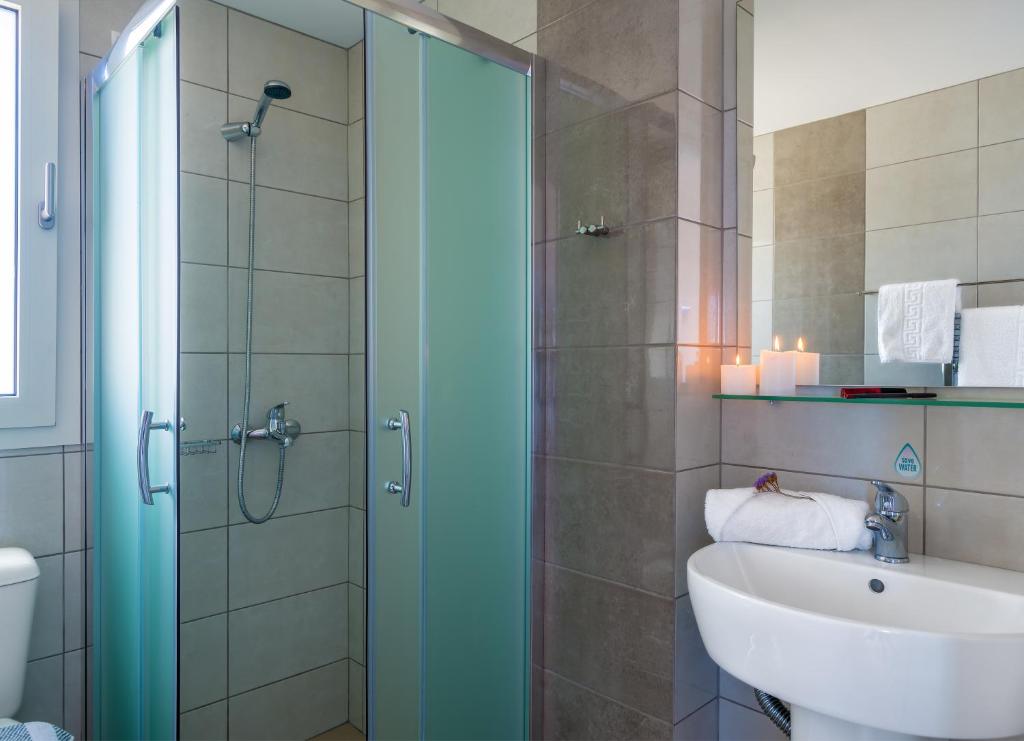 Koupelna v ubytování Pelagia Aphrodite Hotel