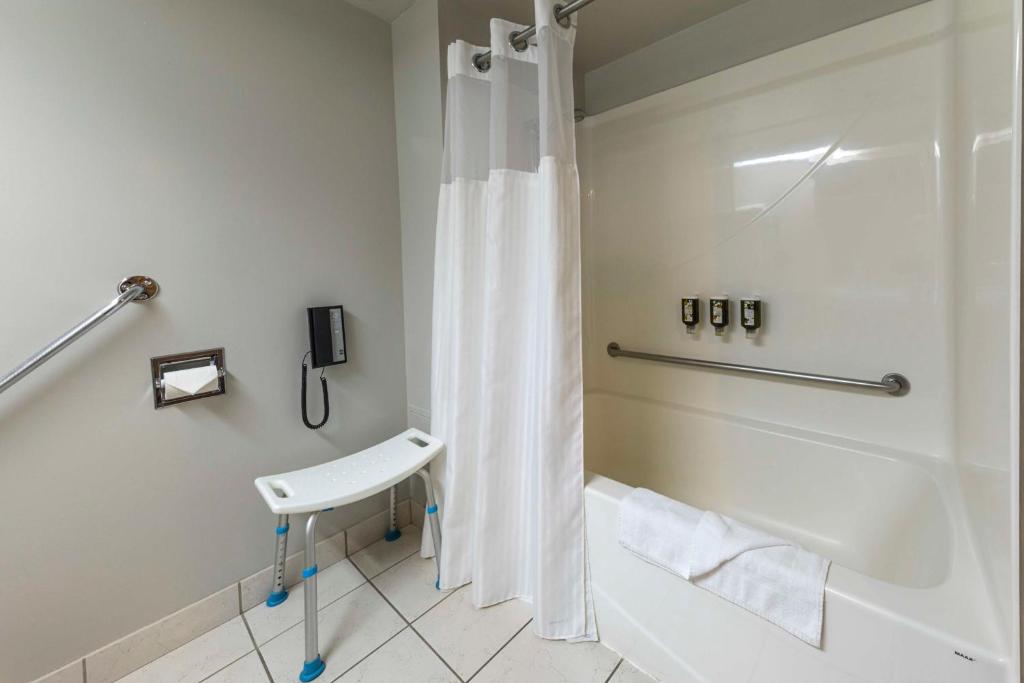 Hôtel & Suites Normandin Québec - Resim 24