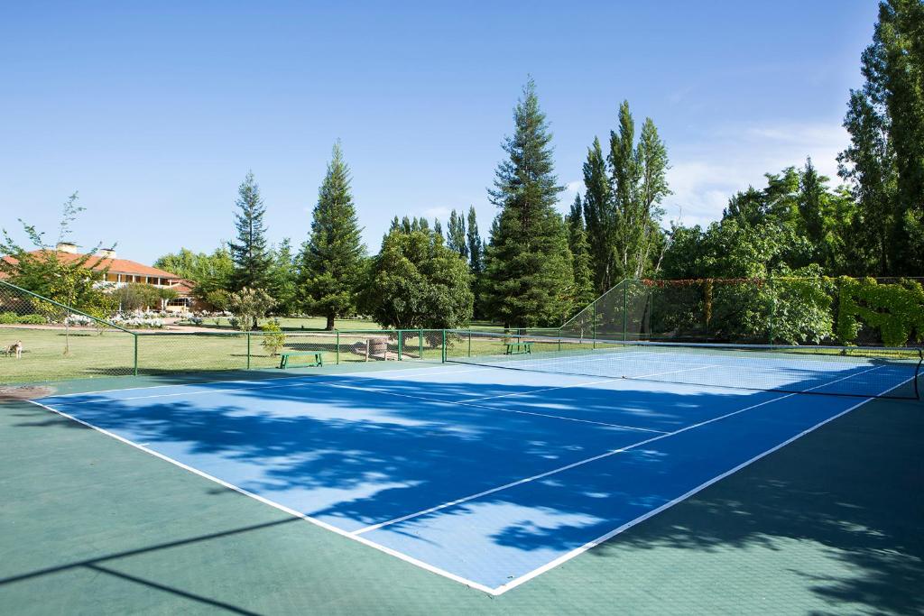 Comodidades para jogar ténis e squash em Viña La Playa Hotel & Winery ou nas proximidades