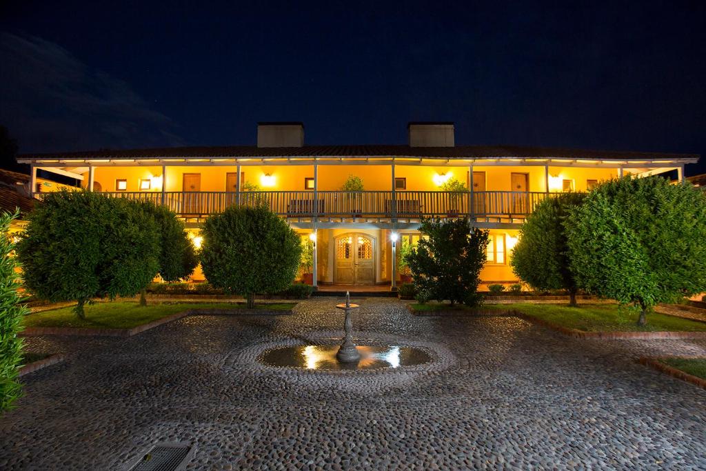 O edifício onde o hotel está situado