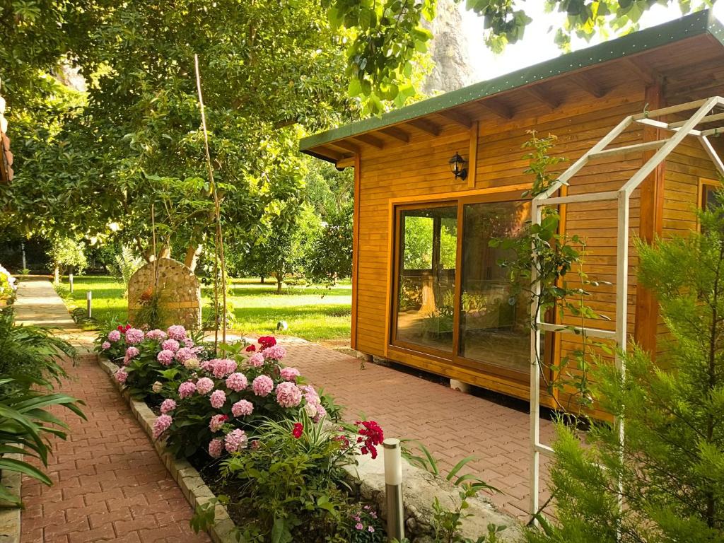 Zahrada ubytování Simge Pension