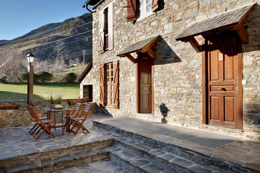 Besiberri by FeelFree Rentals, Garós – Updated 2022 Prices