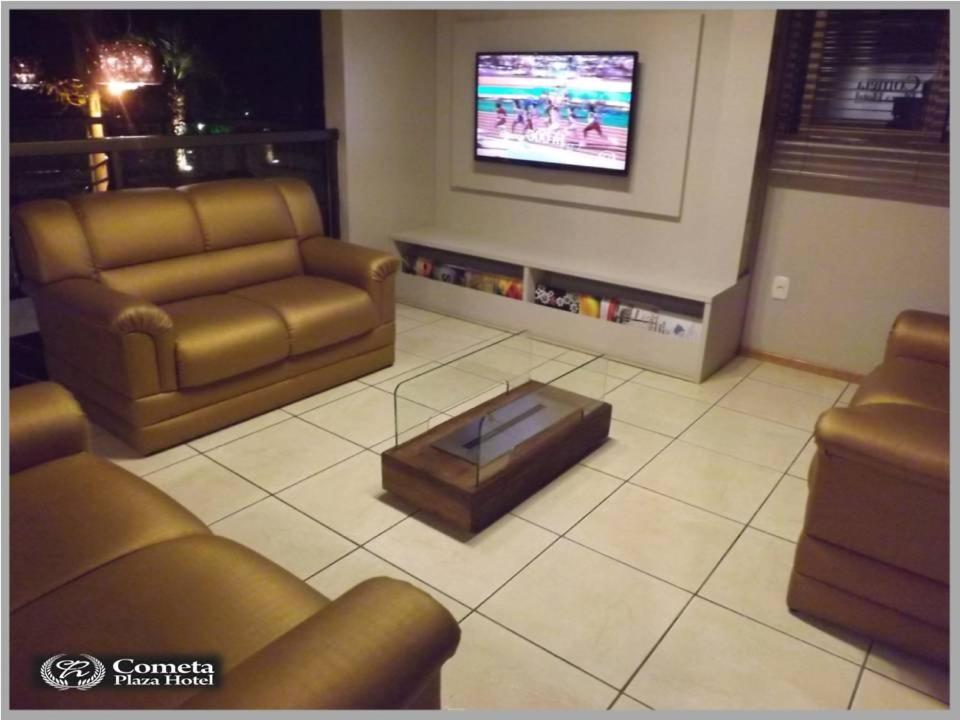  Cometa Plaza Hotel