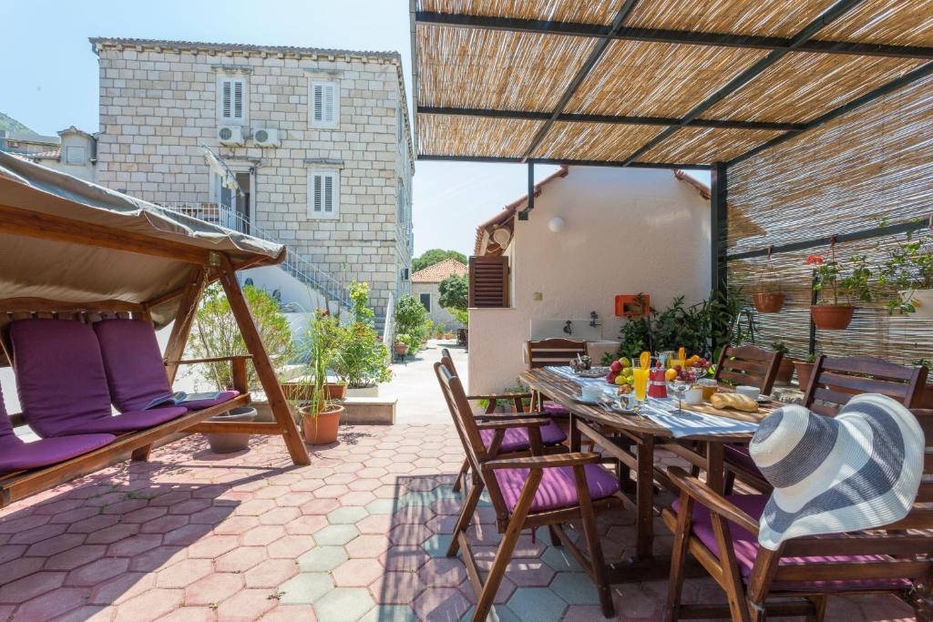 Apartments Miljas 2 - 16