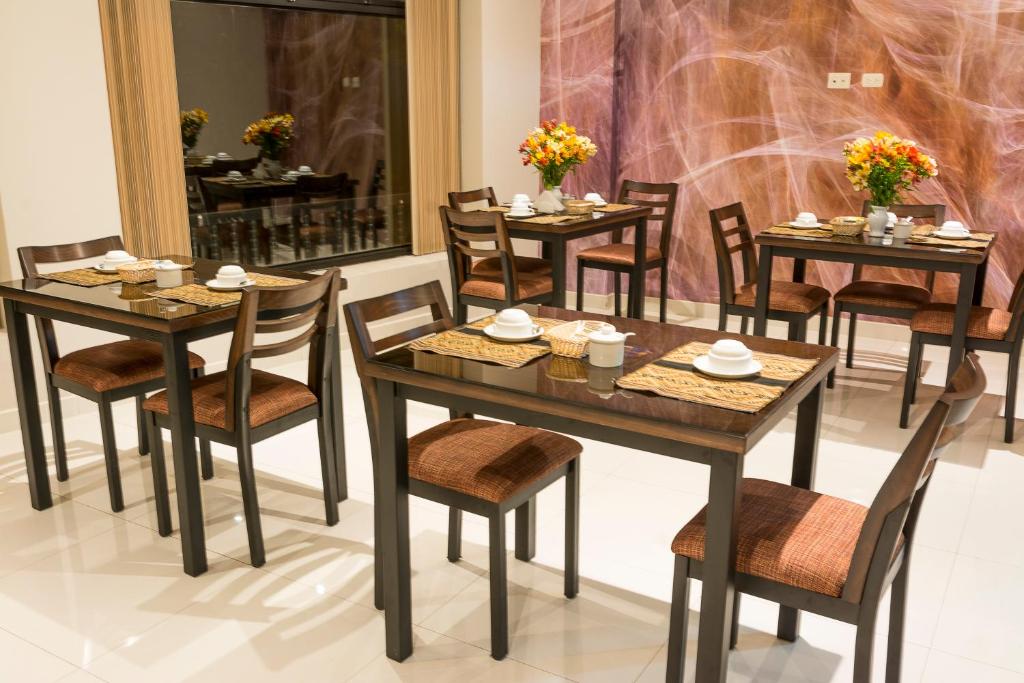 Restoran atau tempat lain untuk makan di Ureta Hotel