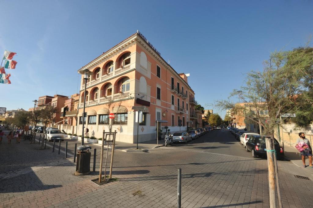 El barri de l'hotel o un barri que hi ha a prop
