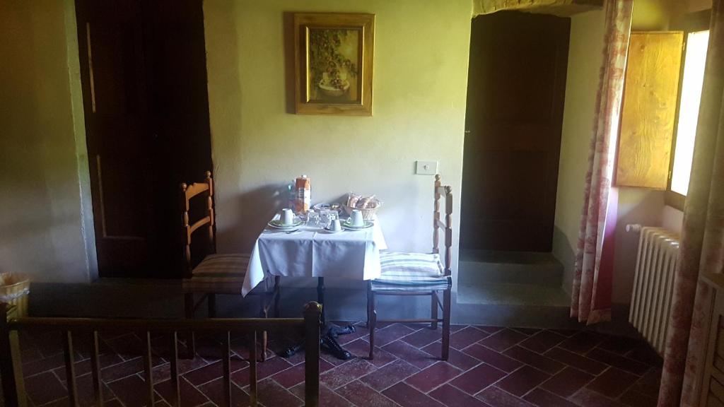 Zdjęcie z galerii obiektu Locanda Di Alberi w mieście Borgo San Lorenzo