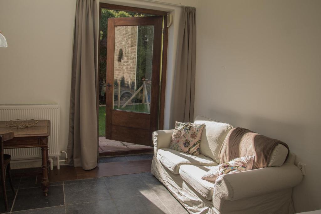 B&B van Beijden - Twin Room With Private Bathroom