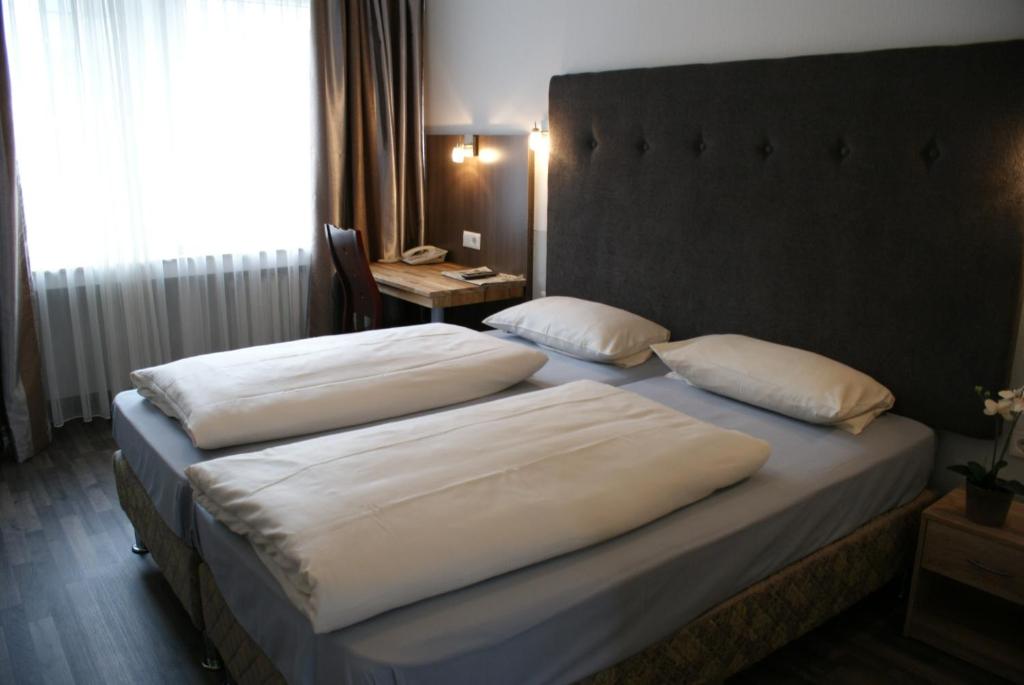 Bahn-Hotel - Resim 5