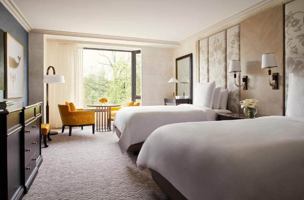 Four Seasons Boston - Deluxe Kamer Met Uitzicht Op De Tuin Met Twee Tweepersoonsbedden