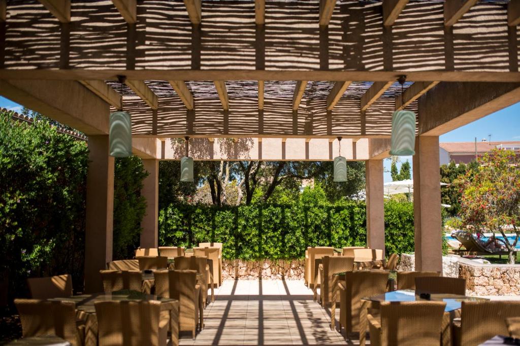 Hotel Ca'n Bonico - 8