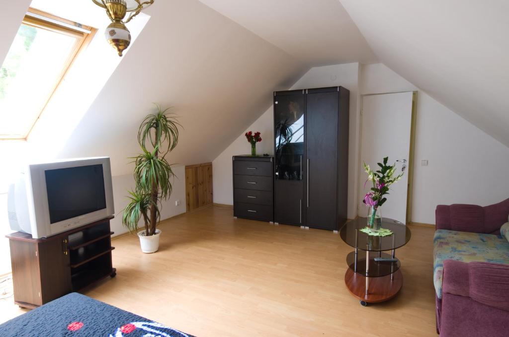 VGH accommodation services - Doppel- Oder Zwei Zimmer Mit äußerem Privatbad