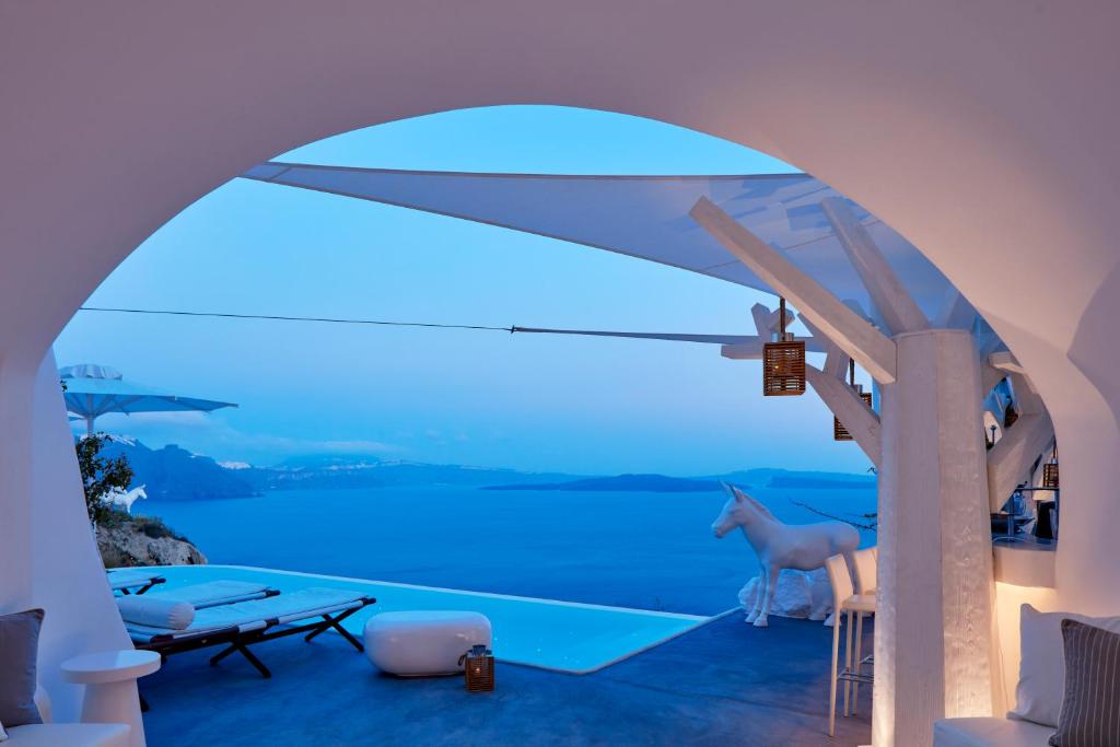 A piscina em ou perto de Canaves Sunday
