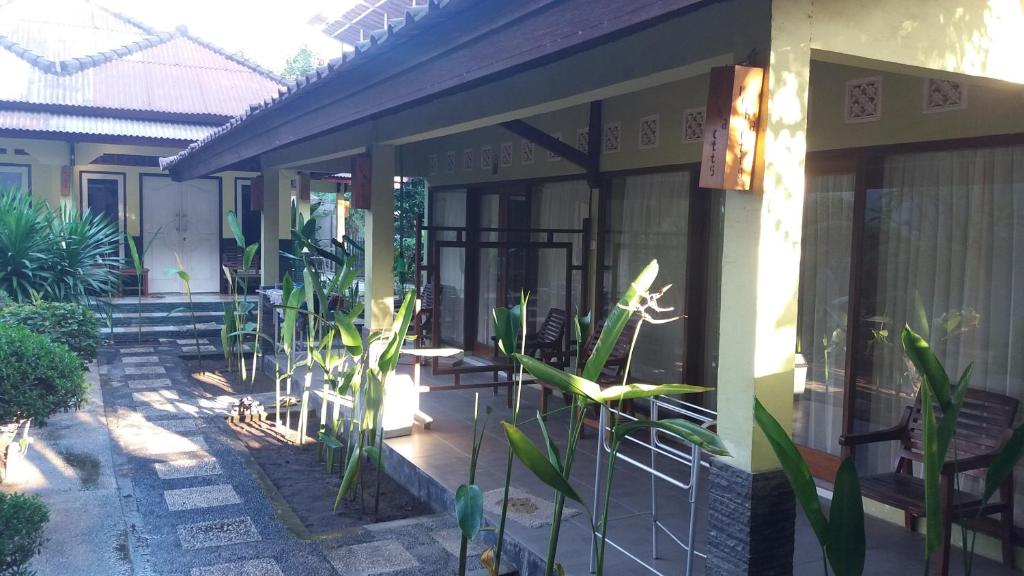 Gallery image of Icha Cottage in Gili Trawangan