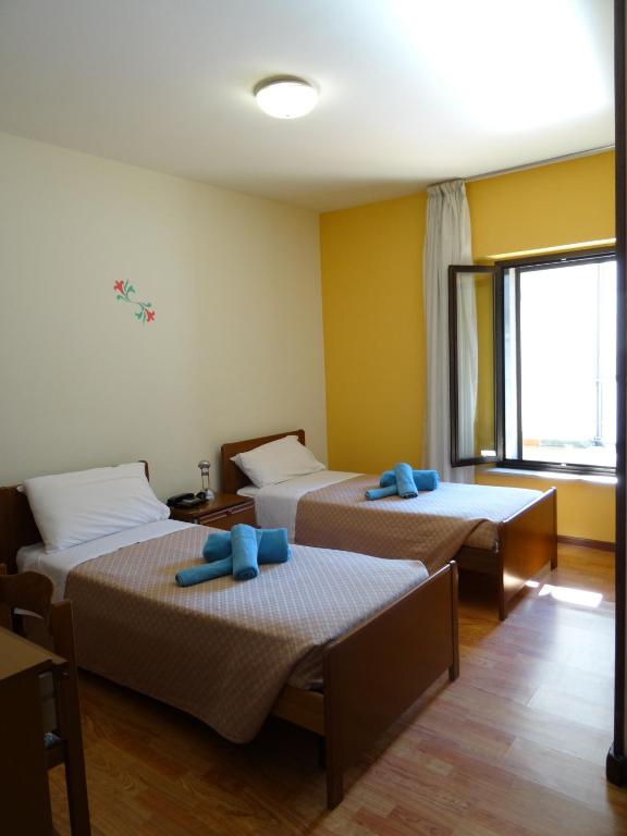Hotel Galles - Twin Room