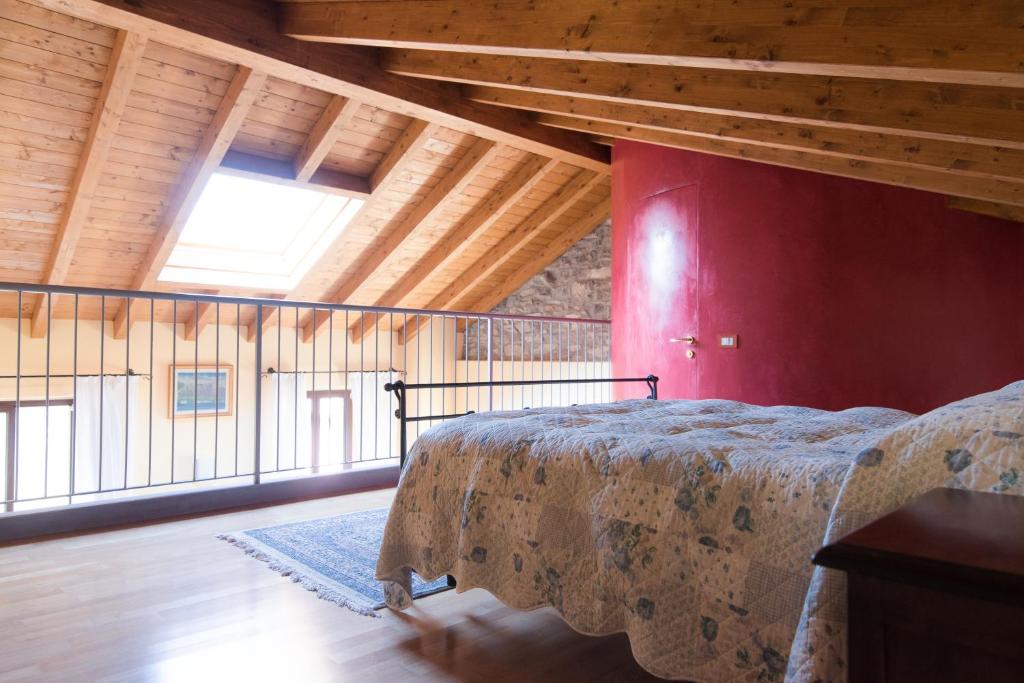 Ein Bett oder Betten in einem Zimmer der Unterkunft Belvedere Apartments on Como Lake