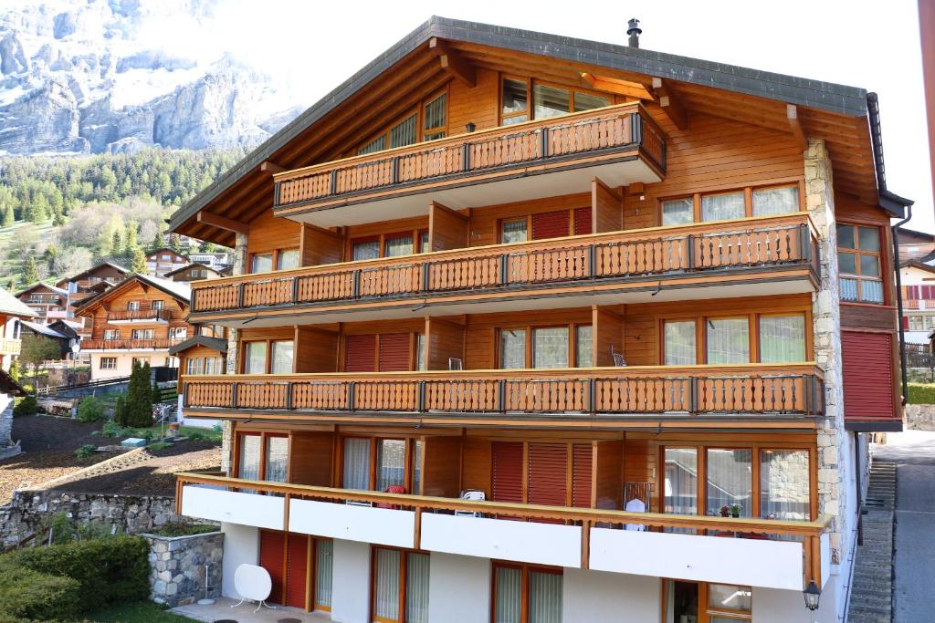 Nespecifikovaný výhled na hory nebo výhled na hory při pohledu z apartmánu