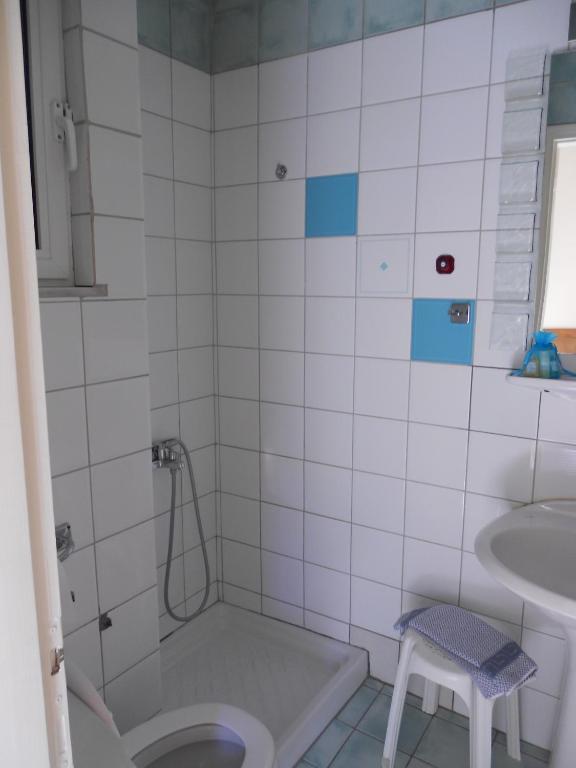 Vannituba majutusasutuses Hotel Admitos